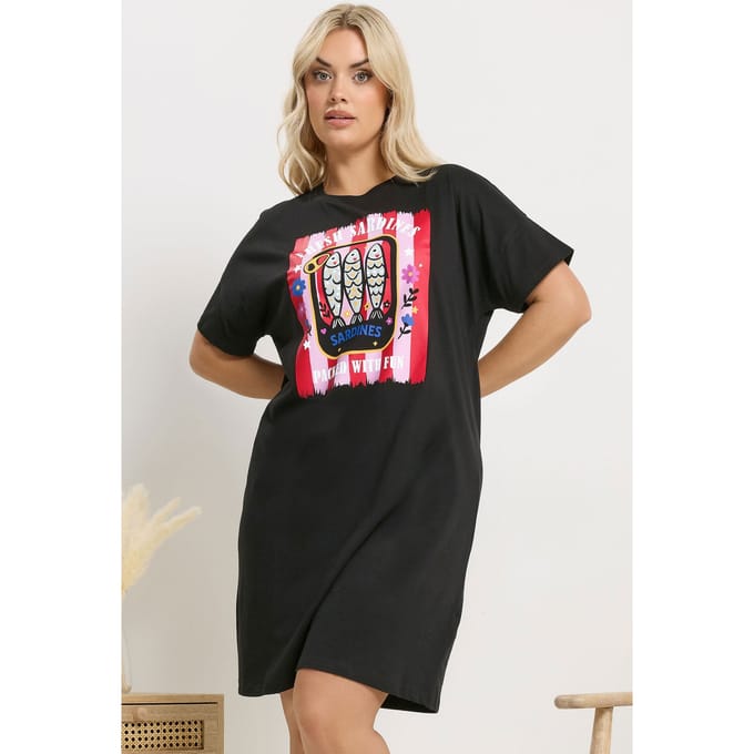 Yours Zwarte 'Fresh Sardines' Slaaptshirtnachtjurk Size 46-48