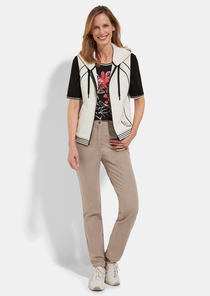 Jersey vest met capuchon en ritssluiting - beige - Gr. 48 van Goldner Fashion