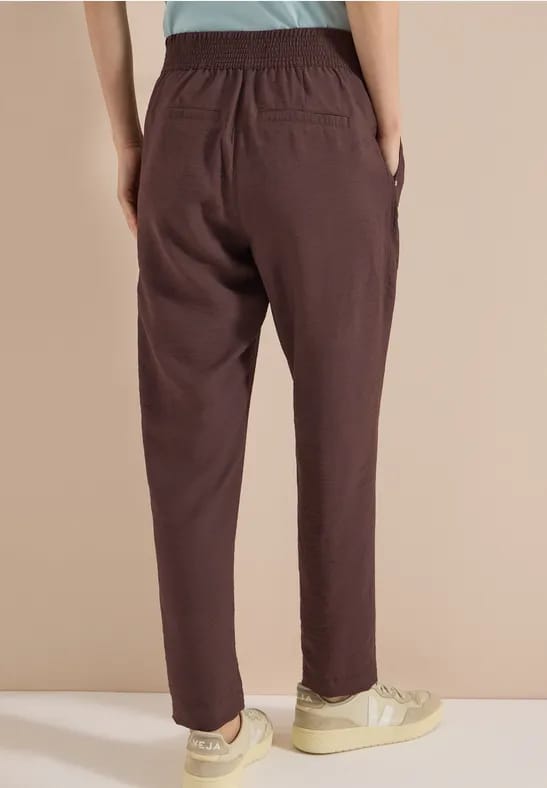 Mid Waist Slim Legs broek in Loose Fit