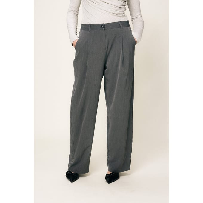 VIVEH Carex Agaat Größe: 42 | Straight Jeans Outlet | Damen