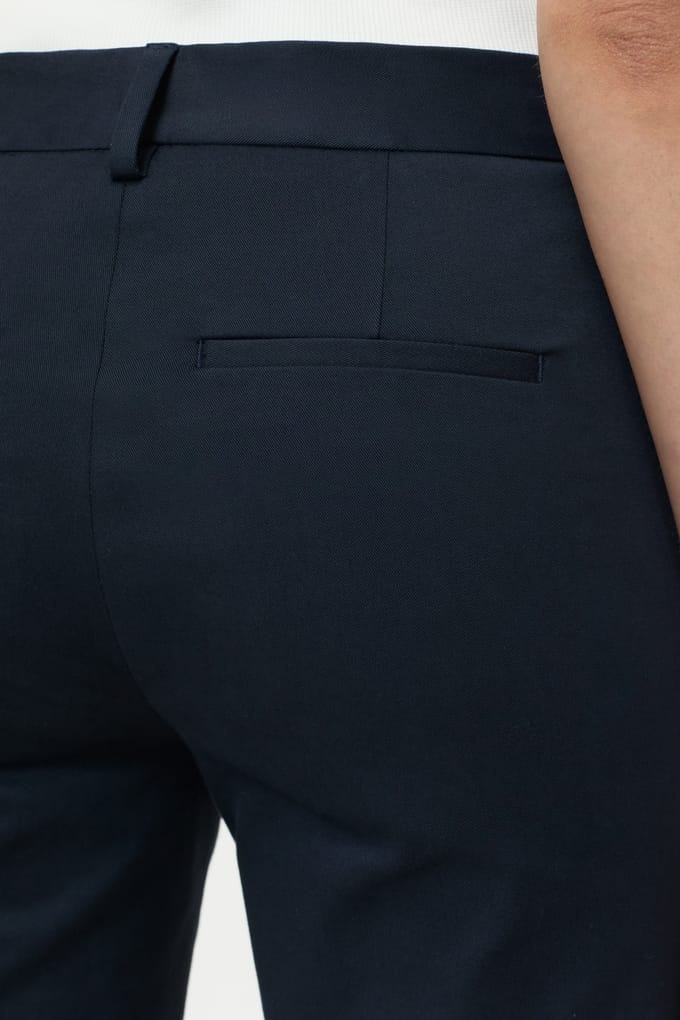 Closed Auckley Pants Dark Night Größe: W26L32 | Stoffhosen Outlet | Damen | Schwarz