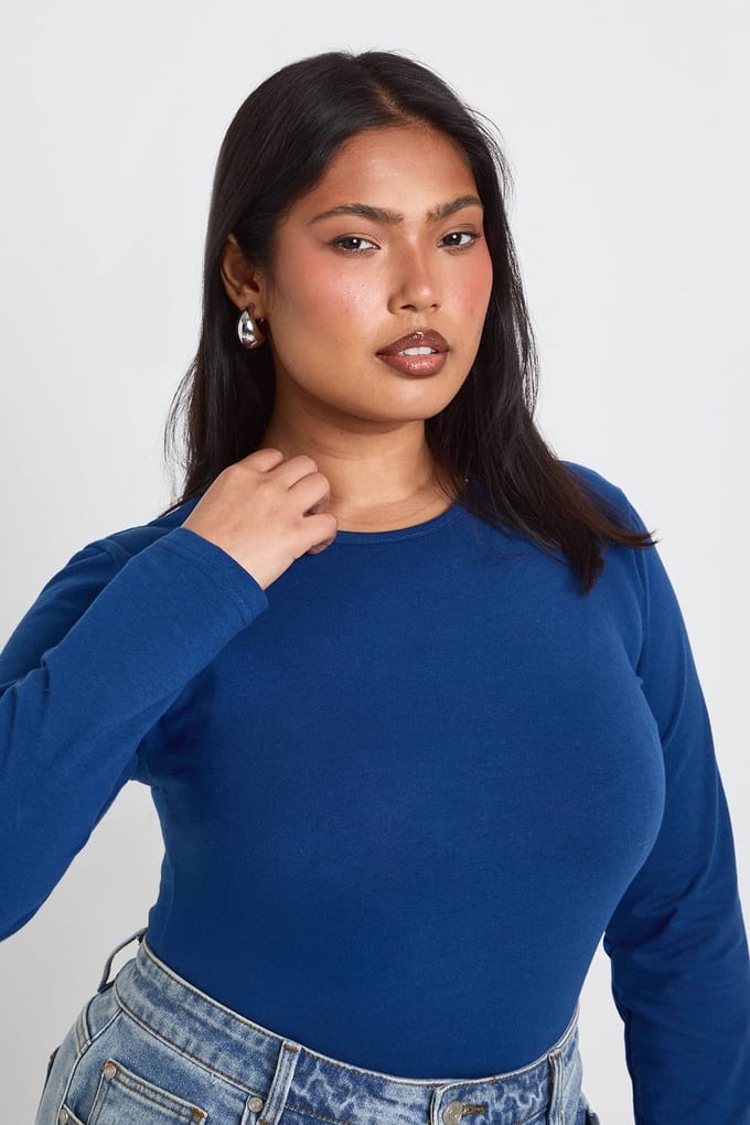 boohoo Dames Plus Basic Bodysuit Met Lange Mouwen En Ronde Hals | Navy | Maat: 20