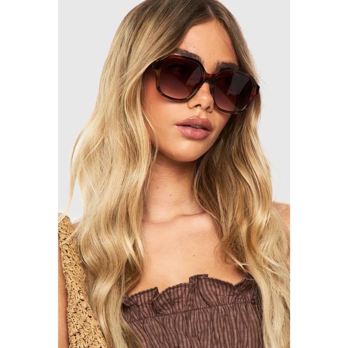 boohoo Dames Oversized zonnebril met tortoiseshellmontuur | Brown