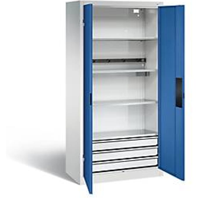 C+P acculaderkast Basic met deuren van massief plaatstaal, H 1950 x B 930 x D 500 mm, lichtgrijs/ gentiaanblauw