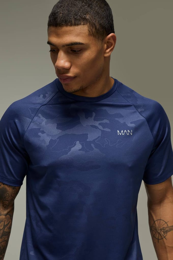 Heren Active Regular Camo Raglan Performance T-shirt | Navy | Size Small
