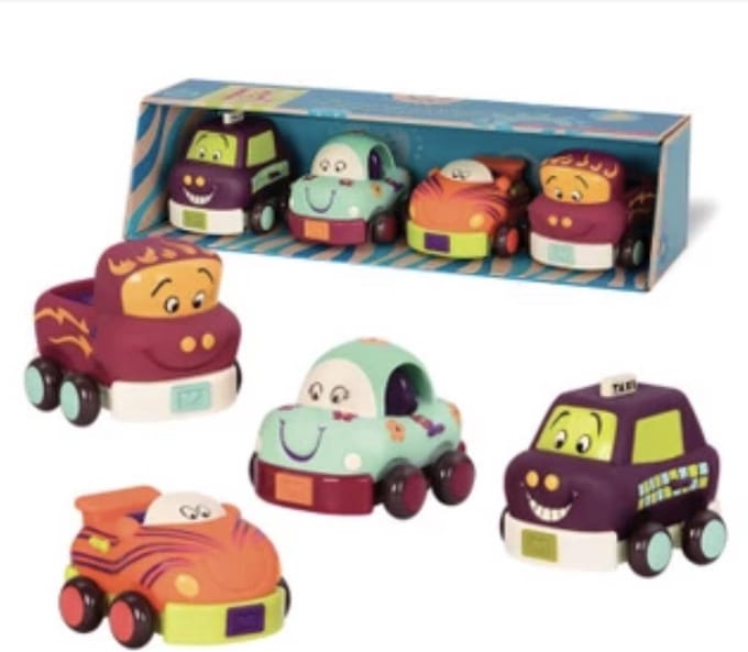 B. Toys Wheeee-Is Soft car - set van 4 cars