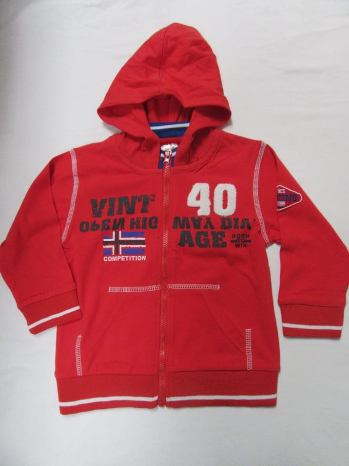 dirkje , jongens , gilet , rood , met rits en kap , competition, 5 jaar 110