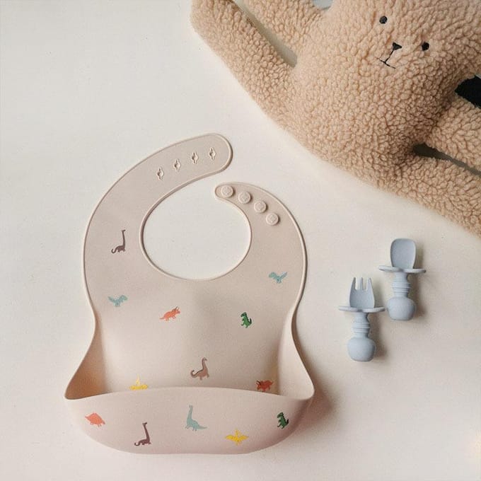1 bavoir en silicone pour bébé, ultra léger, large épaule, étanche, réglable, design ondulé, accessoire pour bébé gray