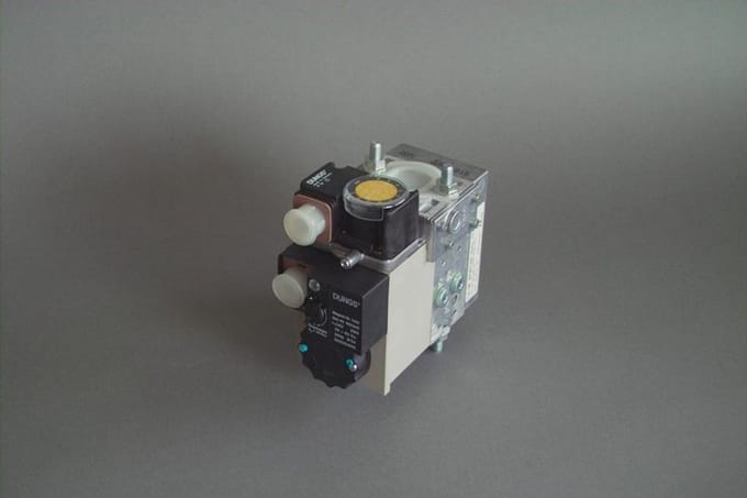 Brötje Koerting Multi-Bloc R 1/2" 15mbar eing. mit GW50A5 MB-405 B01 S20, 614047
