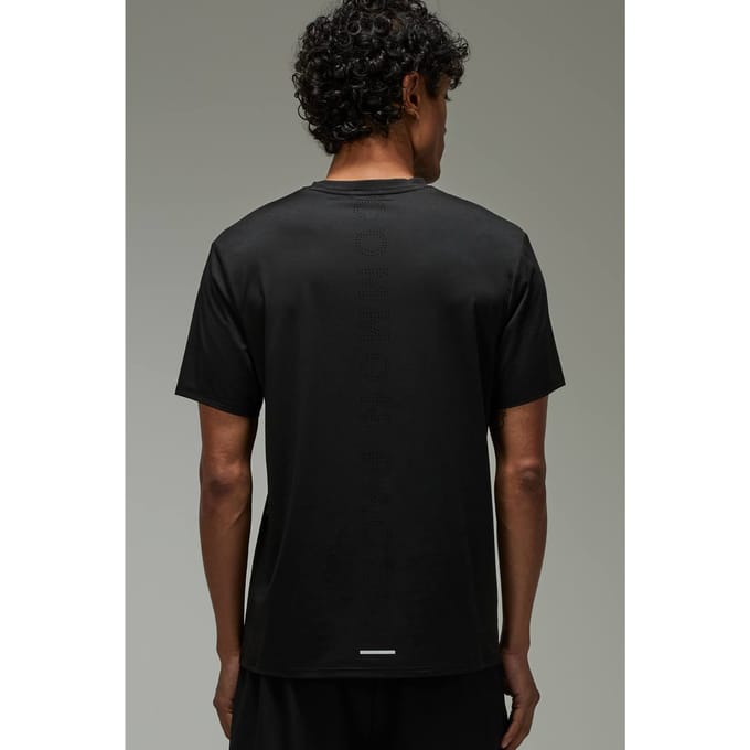Common Pace Running Perforated Regular Fit T-Shirt | Black | Size Large