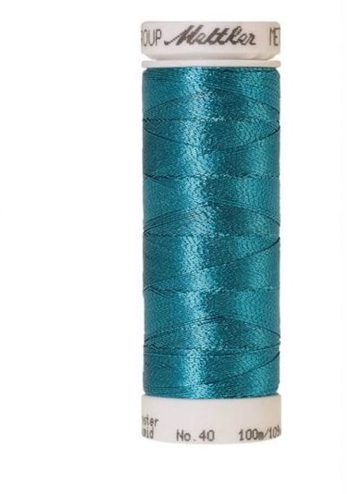 AMANN METALLIC GAREN, BLAUW, 100M, Col. 4101, PER KLOSJE.