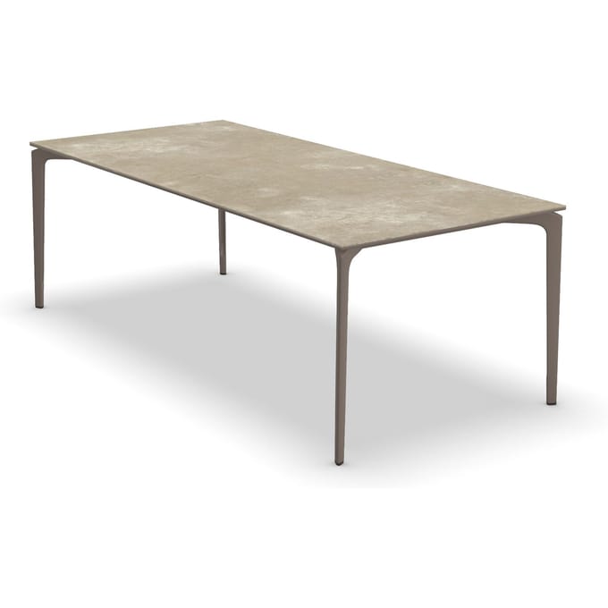 Fast Allsize tafel met stenen blad - Stoneware hazel - pearly gold - 300 x 100 cm