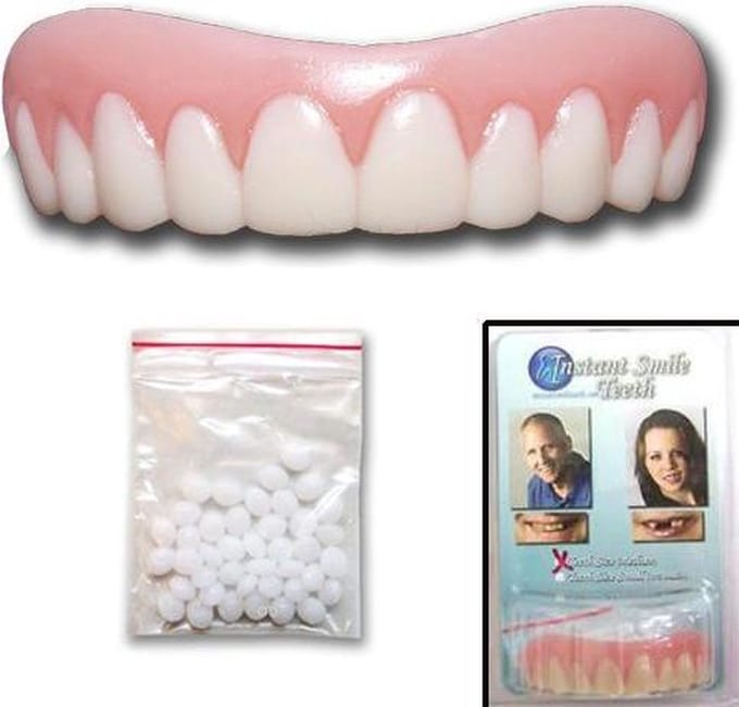 Kunstgebit InstantSmile - Large - Boven gebit - goedkope kunstgebit- met bijgeleverde vulling