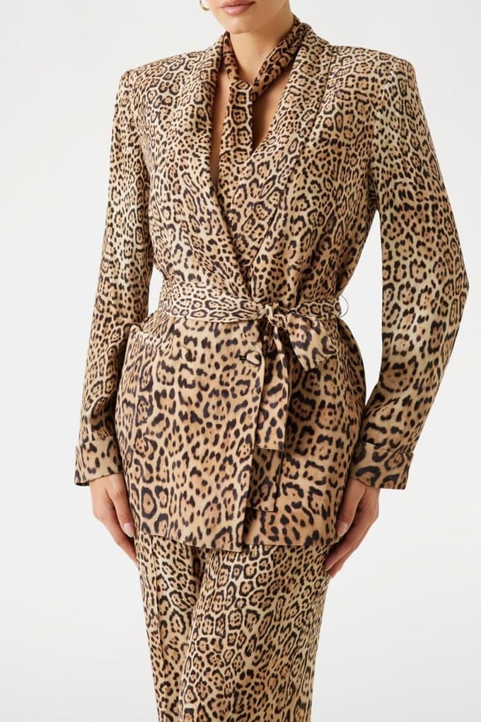 GUESS Amy Belted Blazer Charming Leopard Deg Taglia: 44 | Blazers Outlet | Donna