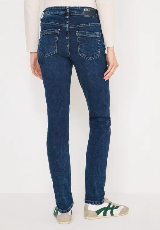 Slim Fit jeans