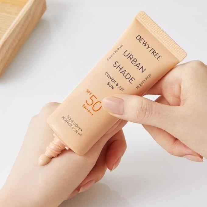 [DEWYTREE] Urban Shade Cover & Fit Sun SPF 50+ PA++++ 40ml beige