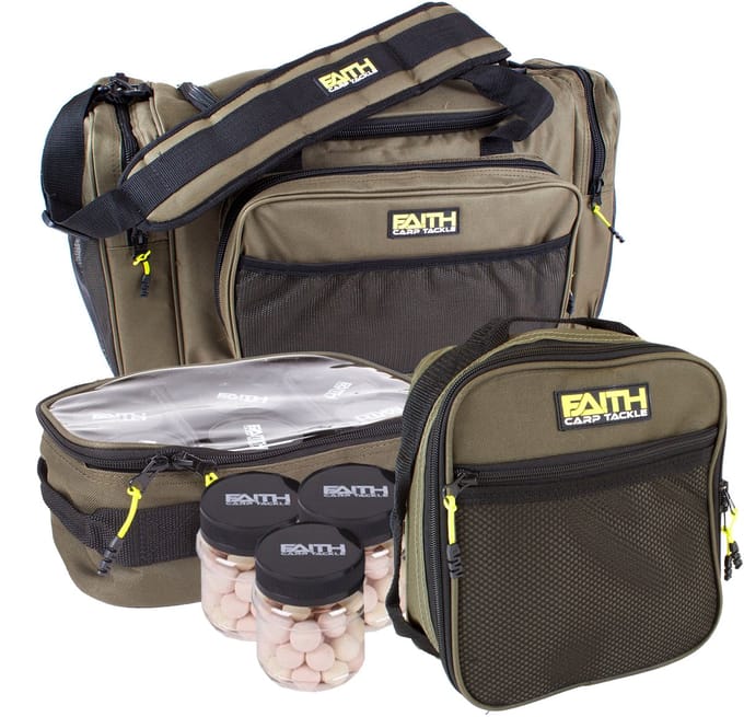 Faith Karpertassen Set – Utility Bag, Lead & Bit Bag + Pop-Up Bag incl. Potjes