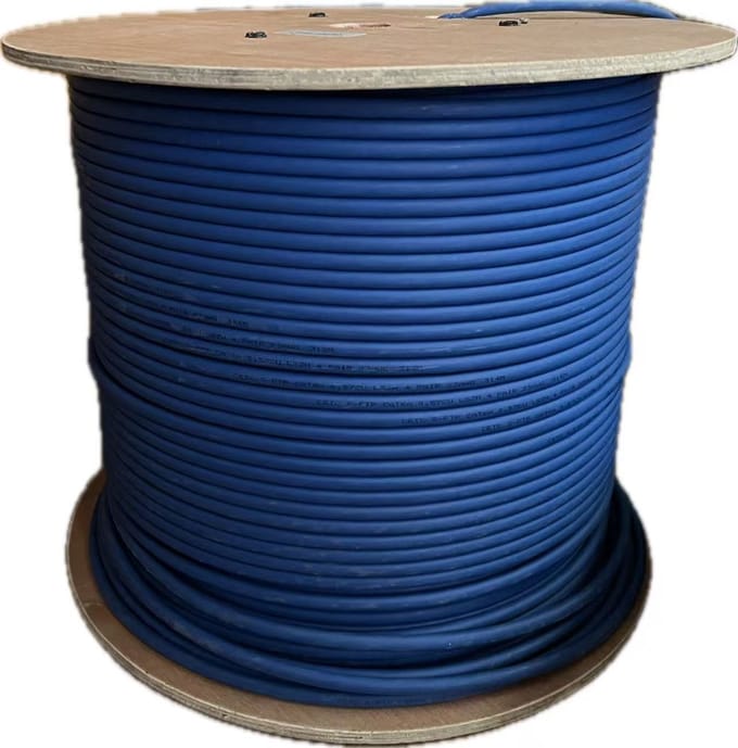 Cable Connects CAT6A S/FTP cable on 500 meters roll