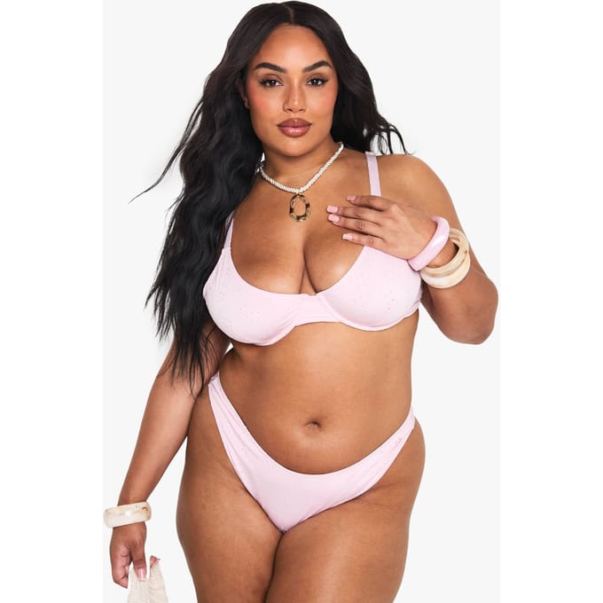 boohoo Dames PLUS BRODERIE BEUGEL BIKINI SET | Baby Pink | Maat: 28