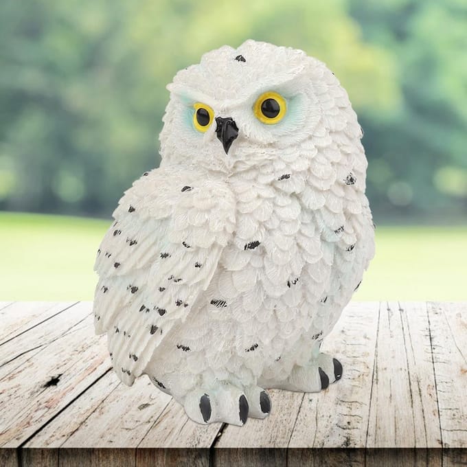 Hars Gesimuleerde Uilvormige Tuinbeeld Buitensculptuur Gazon Tuin Scène Decor white