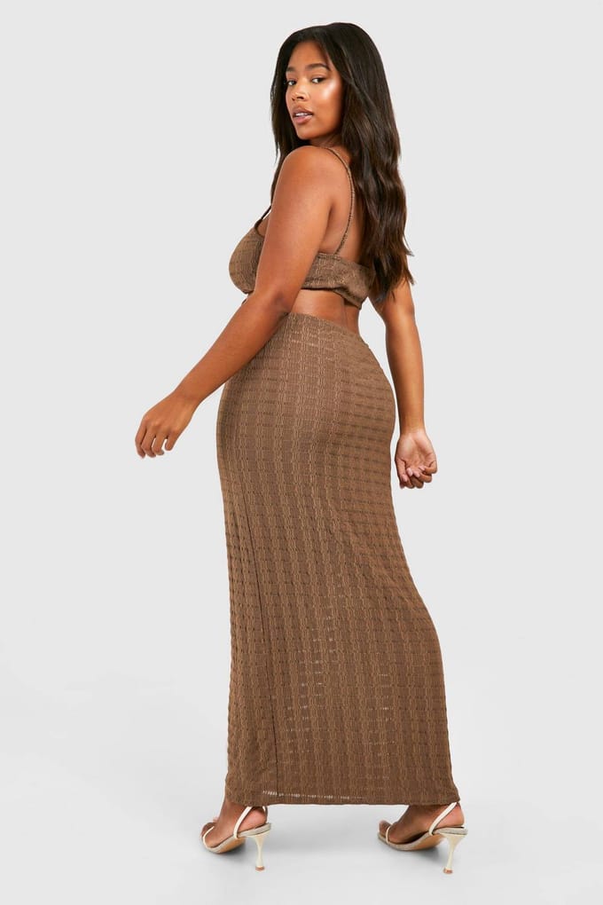 boohoo Dames Plus Jersey Gebreide Riempjes Strand Maxi Jurk | Chocoladebruin | Maat: 56
