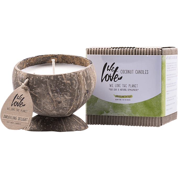 We Love The Planet - Bougie Dans Une Vraie Noix De Coco - Darjeeling Delight