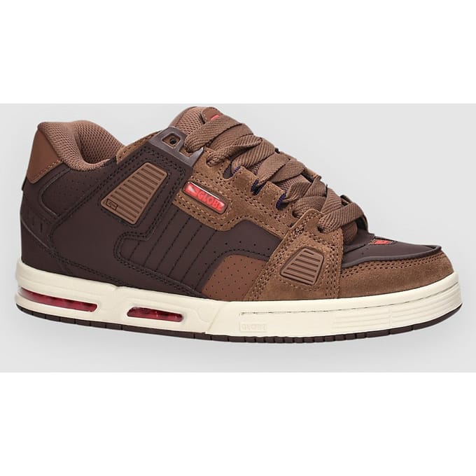 Globe Sabre Skate Schoenen bruin