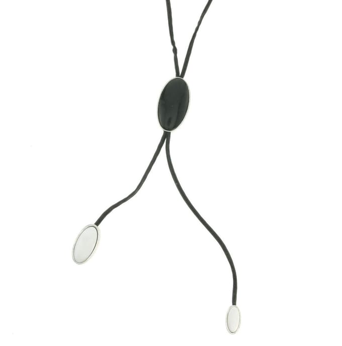 Behave - lange ketting zwart wit - minimalistische mode accessoire