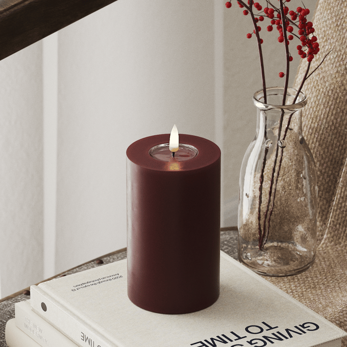 Luxe LED kaars - Bourgogne Rood LED Candle 7.5 x 12.5 cm - net een echte kaars! Deluxe Homeart