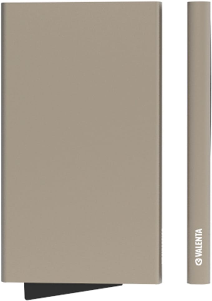Valenta MagSafe Pasjeshouder Titanium Goud - Aluminium Cardprotector iPhone 12 t/m 18 – 6-7 Pasjes – RFID/NFC Bescherming – Dun 8 mm