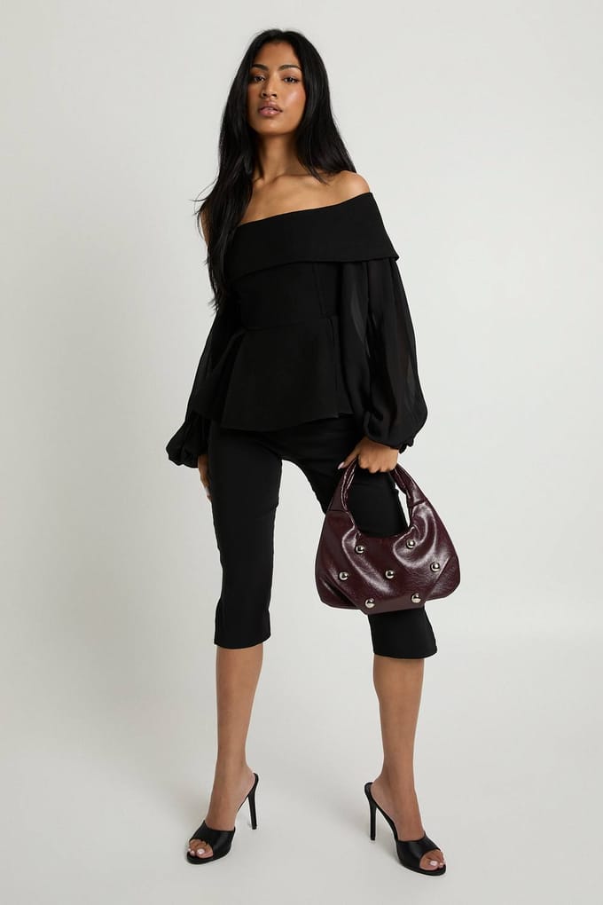 boohoo Dames Chiffon crepe Bardot-blouse | Black | Maat: 6