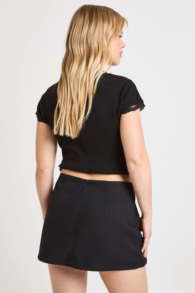 boohoo Dames Petite Rokbroek Met Gouden Bies | Black | Maat: 10