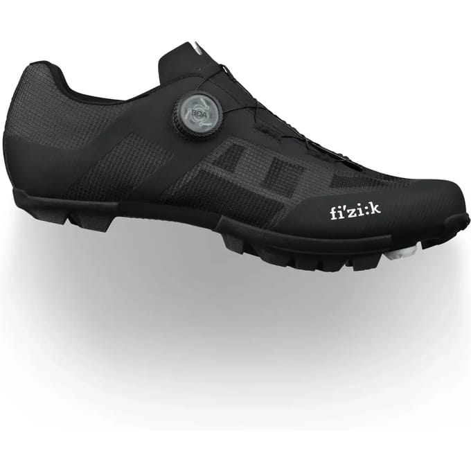 Grote schoenen Fizik Proxy