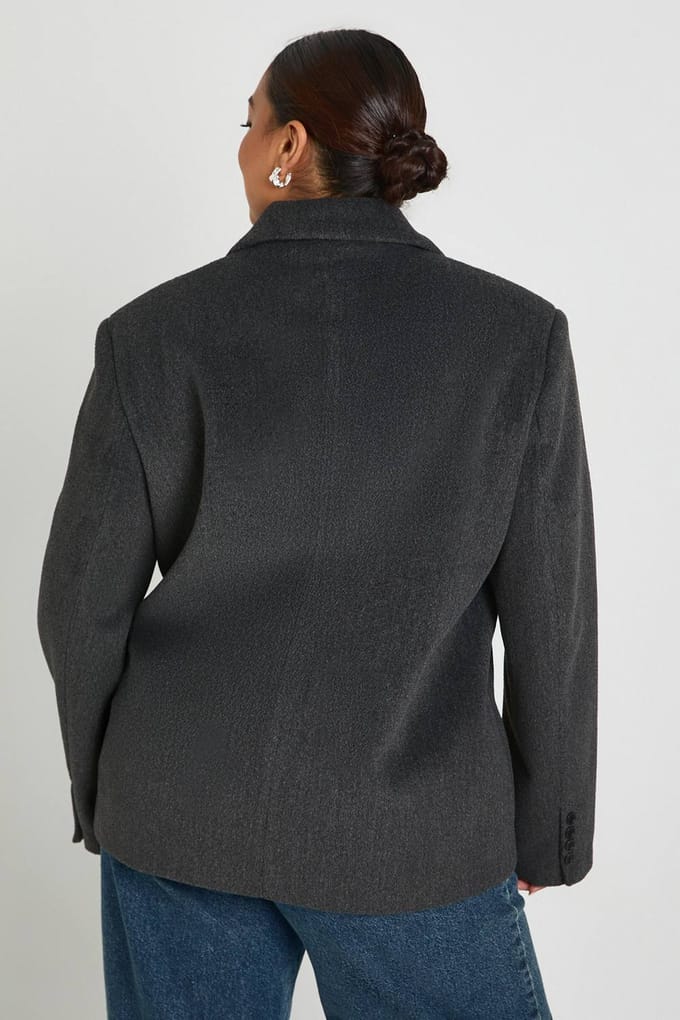 boohoo Dames Plus Enkelrijige Oversized Blazer | Charcoal | Maat: 18