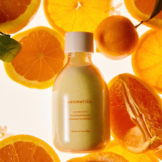 [AROMATICA] Glow Vita Powder Wash Orange & Neroli 60g white