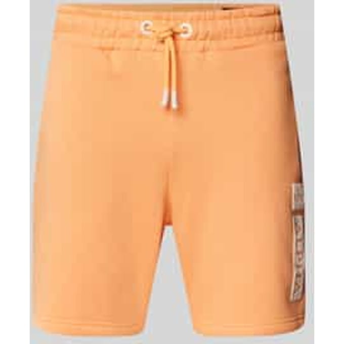Regular fit sweatshorts met labelprint