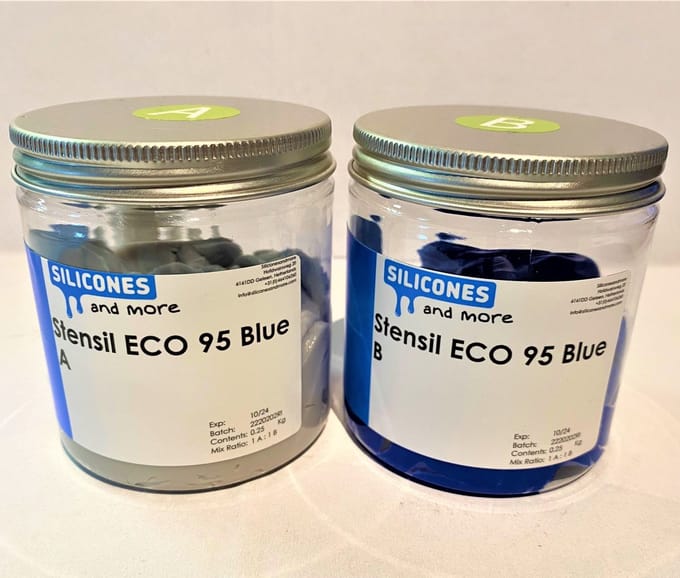 Stensil ECO 95 Blue, kneedbare siliconen Shore A 95 - 500 Gr. Set