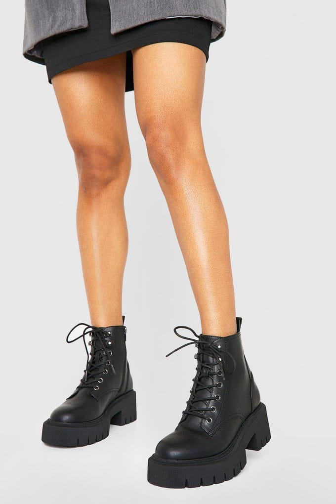 boohoo Dames Tabdetail Chunky Veters Hikerlaarzen | Black | Maat: 8