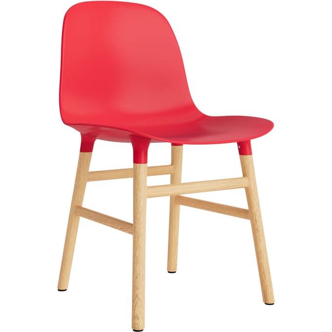 Normann Copenhagen Form stoel met houten frame - NormannCopenhagenFormBrightRed - eiken