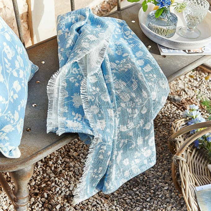 LOBERON Plaid Corvelique blauw/crème
