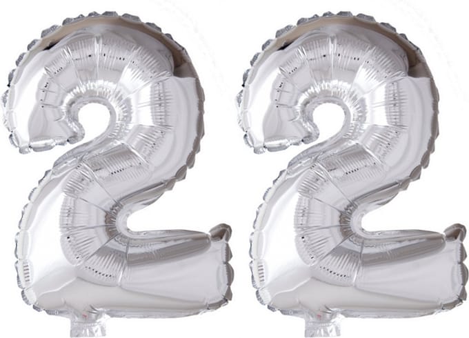 Folieballon 22 jaar Zilver 66cm