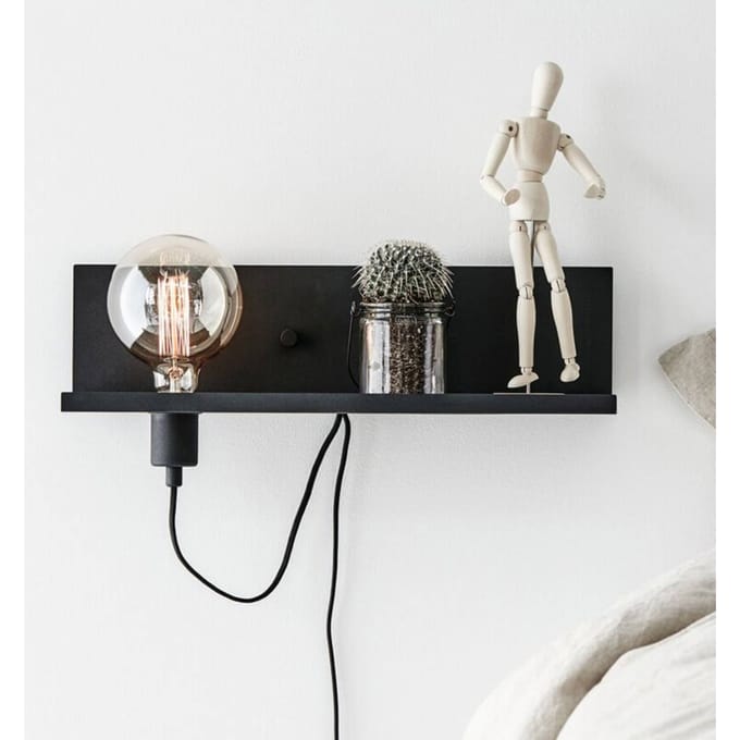 Markslöjd Multi wandlamp, zwart, strijkijzer, USB-oplaadaansluiting