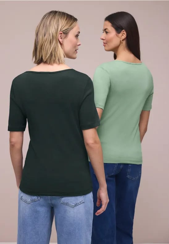 Shirt met hartvormige halslijn in een pak van 2