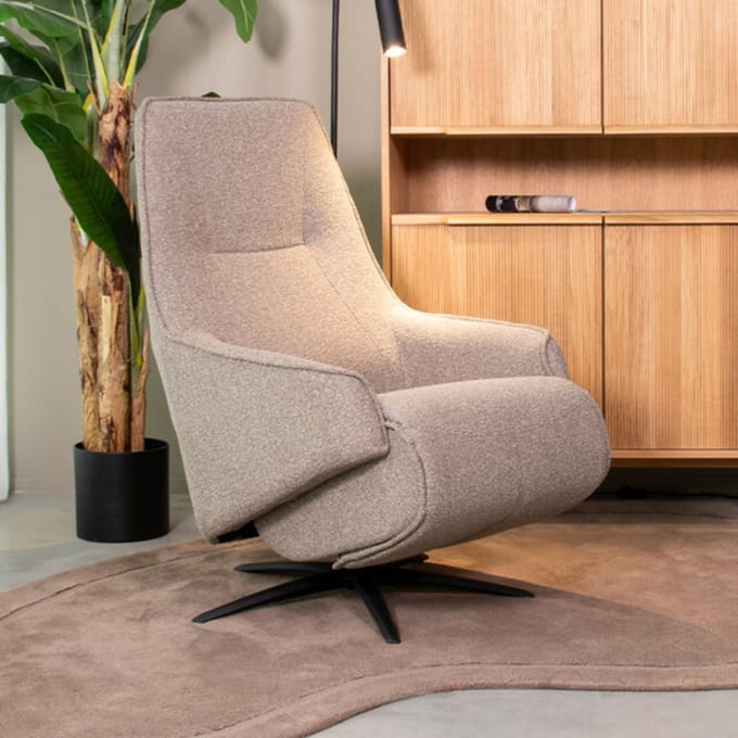 LABEL51 Odense Fauteuil - Bruin - Royal Stof - 2-Motorig - - - Met Armleuning