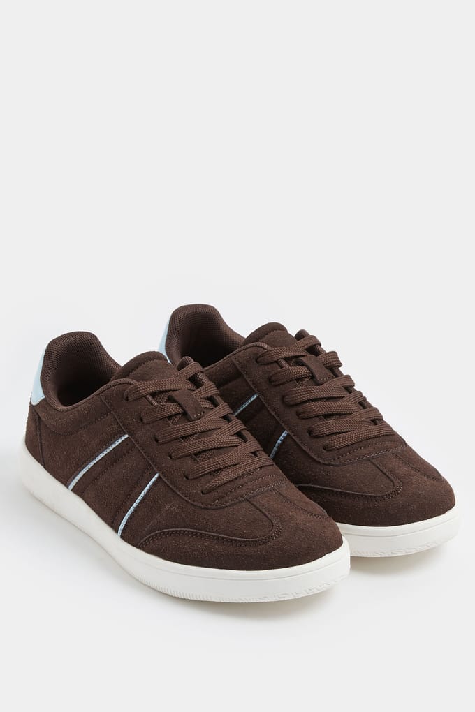 Yours Chocoladebruine Sneakers Met Panelen In Een Extra Brede Eeepasvormsize 38EEE