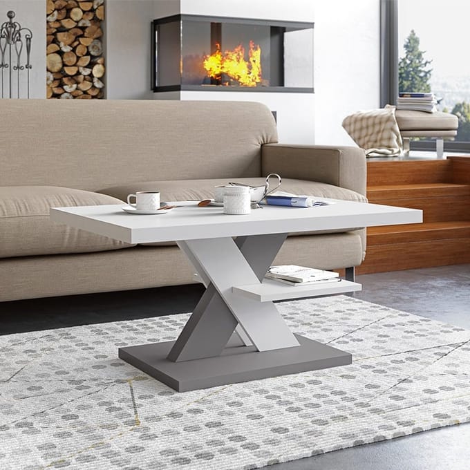 Stijlvolle moderne witte salontafel met opbergruimte voor woonkamer