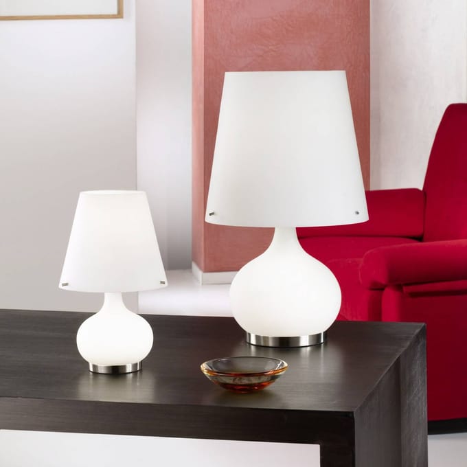 Fabas Luce Ade tafellamp, hoogte 33 cm, wit, glas