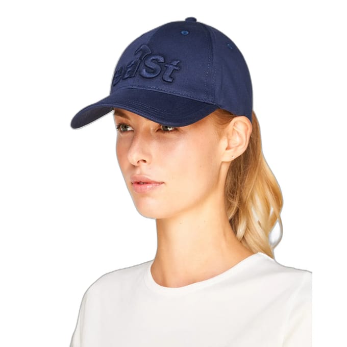 Cap eaSt