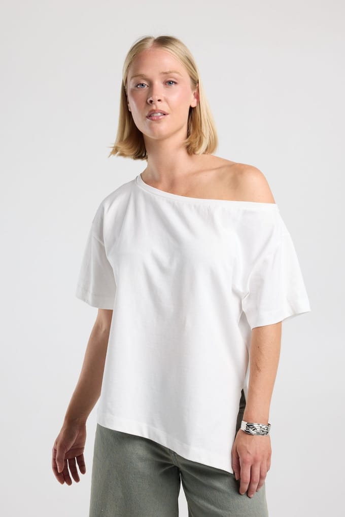 America Today Esti Off White Maat: XS | Tops Outlet | Dames | Wit