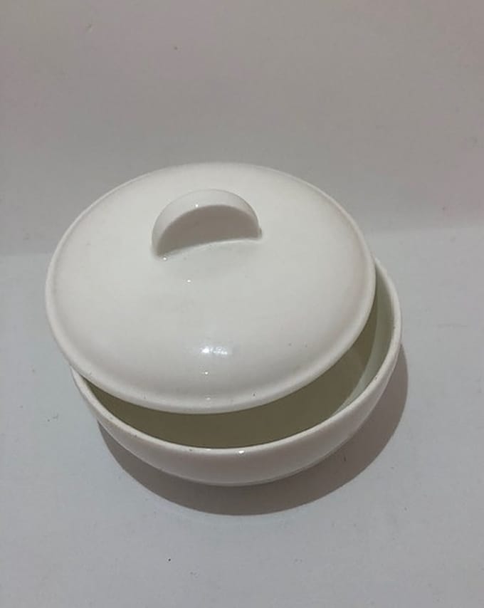 Wedgwood - Suikerpotje met deksel - Wit Bone China -10.5cm